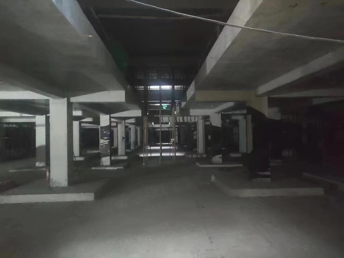 北碚山东又一个上海博普LOFT车库拔地而起
